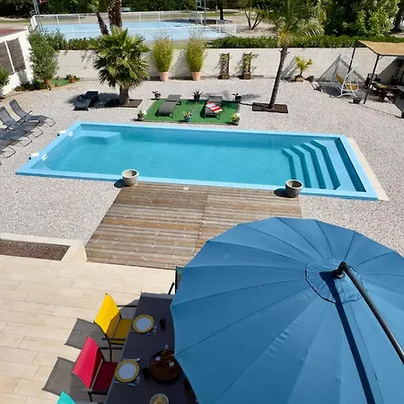 Soleria-piscine-bbq- Climatisation-sudsejourconciergerie * Le Soler