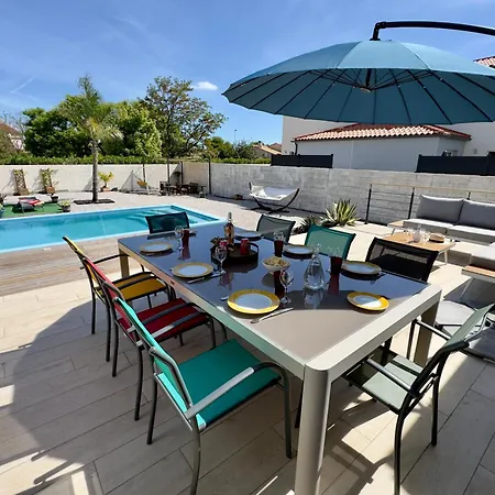 Soleria-piscine-bbq- Climatisation-sudsejourconciergerie